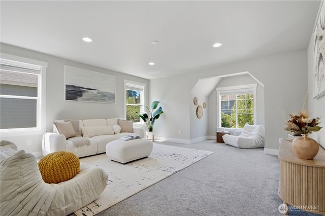 20360 132nd Avenue NE, Woodinville, WA 98072