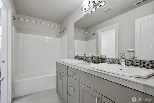 20360 132nd Avenue NE, Woodinville, WA 98072