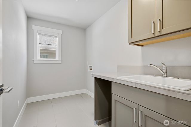20360 132nd Avenue NE, Woodinville, WA 98072