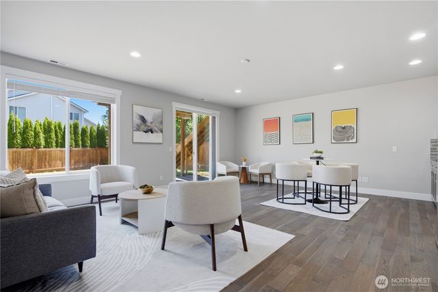 20360 132nd Avenue NE, Woodinville, WA 98072