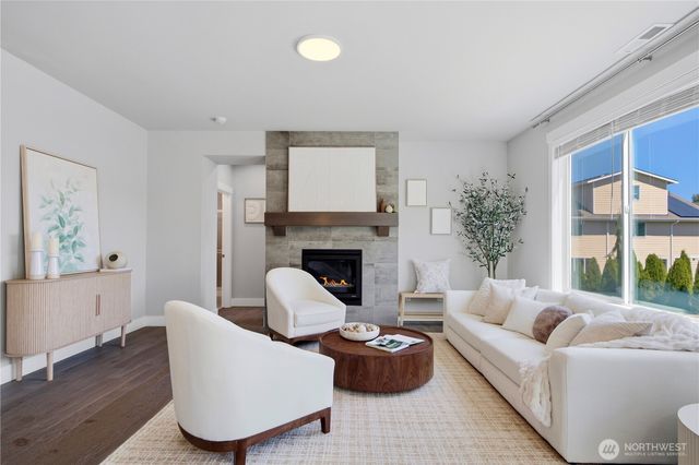 20360 132nd Avenue NE, Woodinville, WA 98072