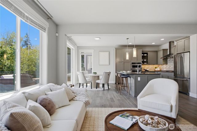 20360 132nd Avenue NE, Woodinville, WA 98072