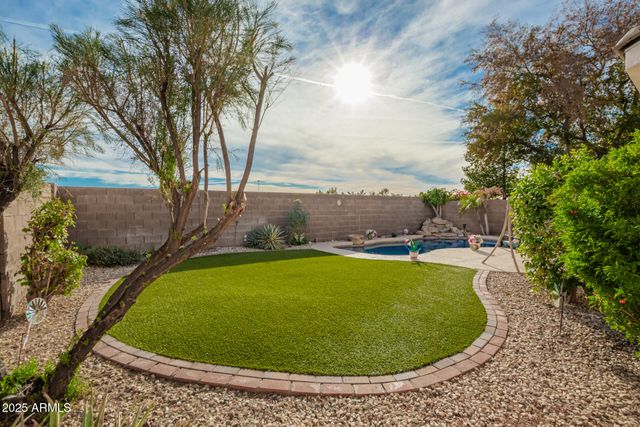 6881 W PONTIAC Drive, Glendale, AZ 85308