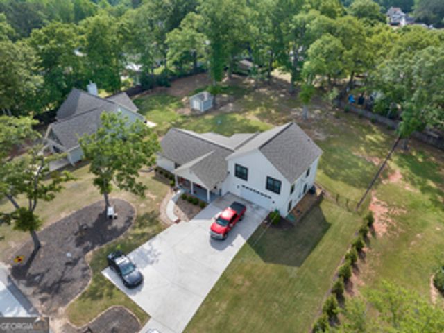 227 Martin Luther King Jr Drive, Winder, GA 30680