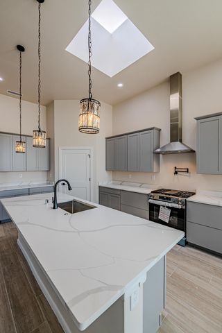 605 Colorado Mountain Road NE, Rio Rancho, NM 87124