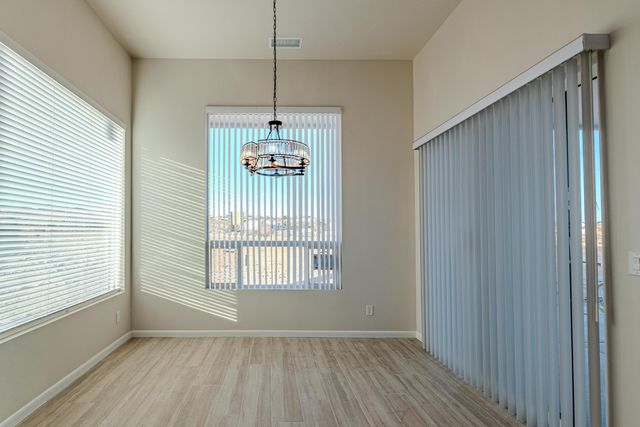 605 Colorado Mountain Road NE, Rio Rancho, NM 87124