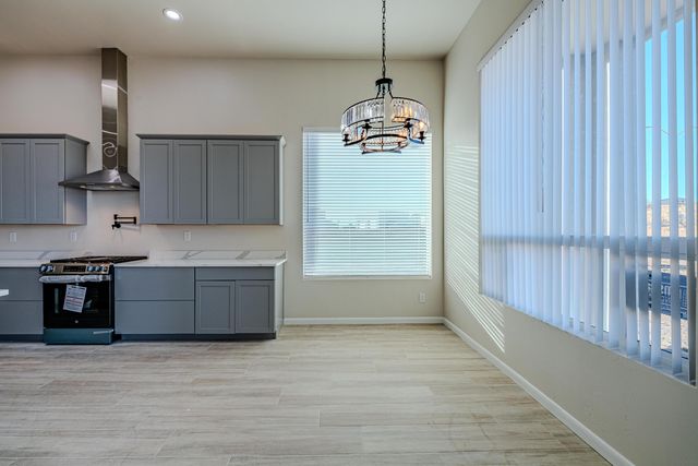 605 Colorado Mountain Road NE, Rio Rancho, NM 87124