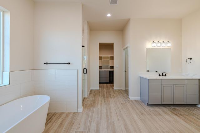 605 Colorado Mountain Road NE, Rio Rancho, NM 87124