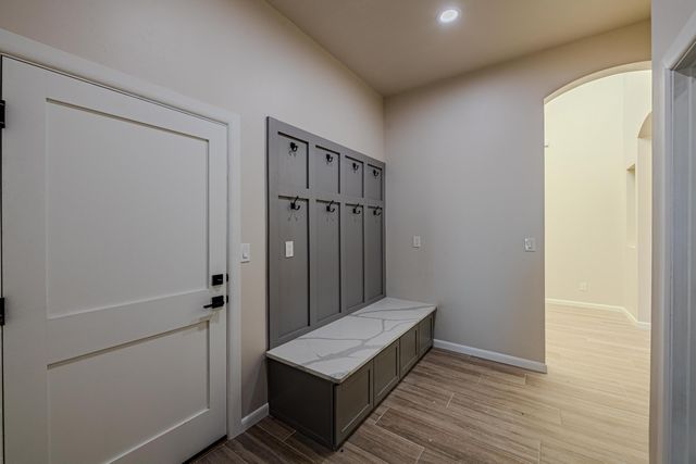 605 Colorado Mountain Road NE, Rio Rancho, NM 87124