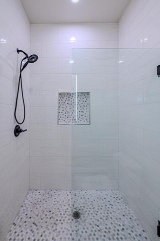 605 Colorado Mountain Road NE, Rio Rancho, NM 87124