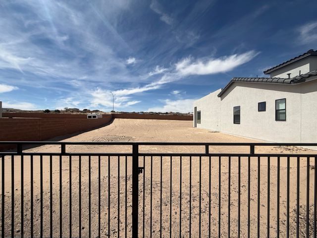 605 Colorado Mountain Road NE, Rio Rancho, NM 87124