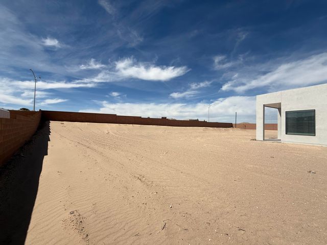 605 Colorado Mountain Road NE, Rio Rancho, NM 87124