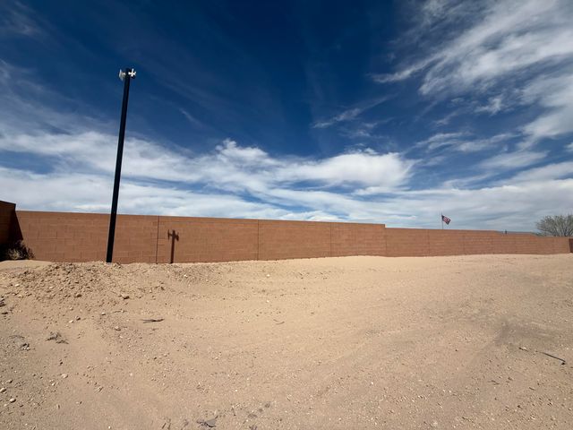 605 Colorado Mountain Road NE, Rio Rancho, NM 87124