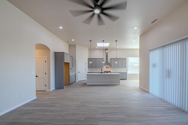 605 Colorado Mountain Road NE, Rio Rancho, NM 87124