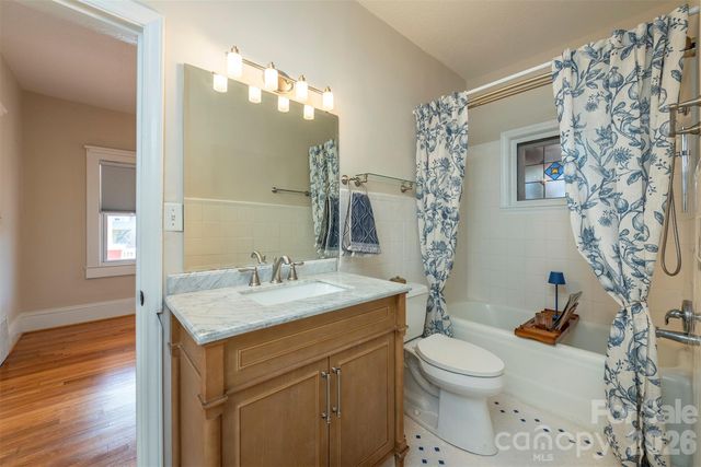 829 Montreat Road, Black Mountain, NC 28711