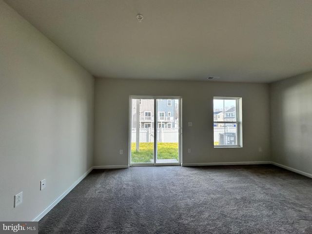 5546 MARKSBURG PL PL, White Plains, MD 20695