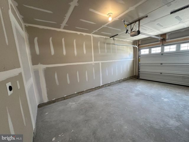 5546 MARKSBURG PL PL, White Plains, MD 20695