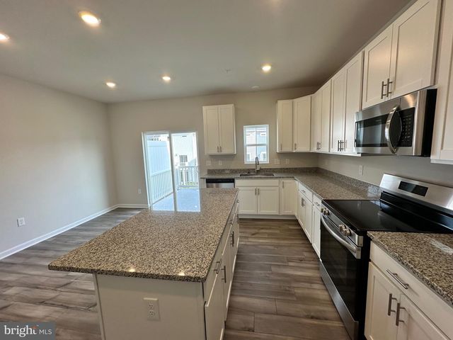 5546 MARKSBURG PL PL, White Plains, MD 20695