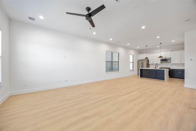 2528 Live Oak Street, Houston, TX 77004