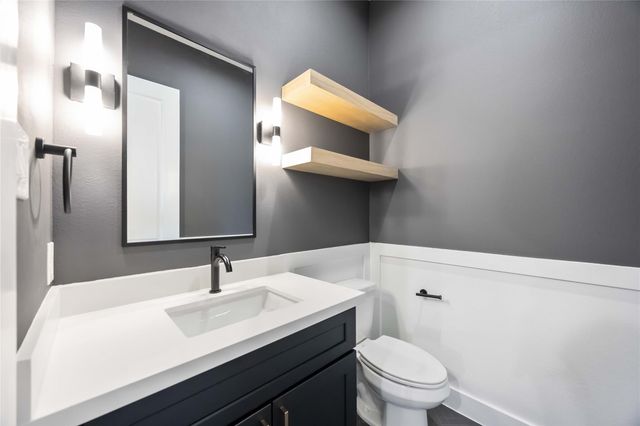 2528 Live Oak Street, Houston, TX 77004