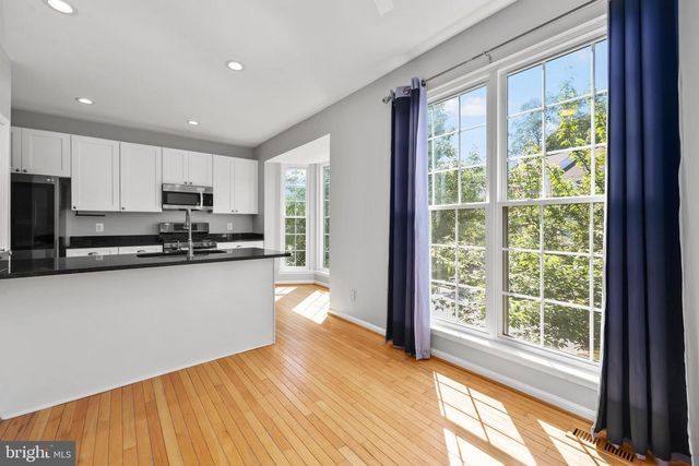 3641 BRACKNELL DR, Woodbridge, VA 22192
