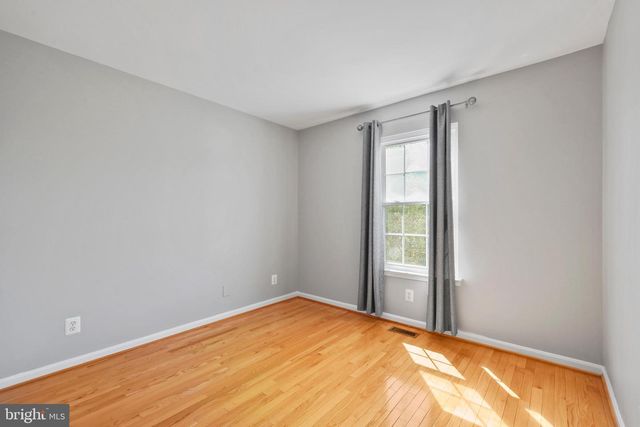 3641 BRACKNELL DR, Woodbridge, VA 22192