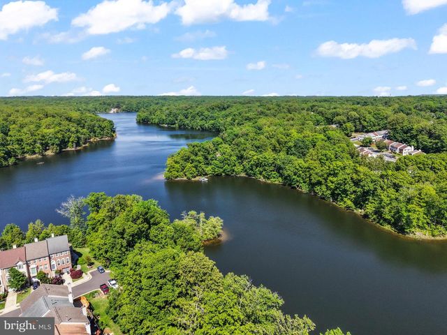 3641 BRACKNELL DR, Woodbridge, VA 22192
