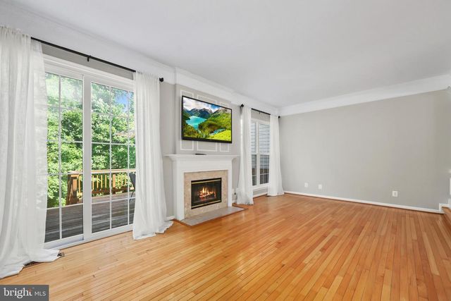 3641 BRACKNELL DR, Woodbridge, VA 22192