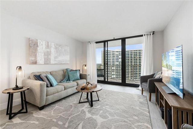 380 Seaview CT # 1209, Marco Island, FL 34145