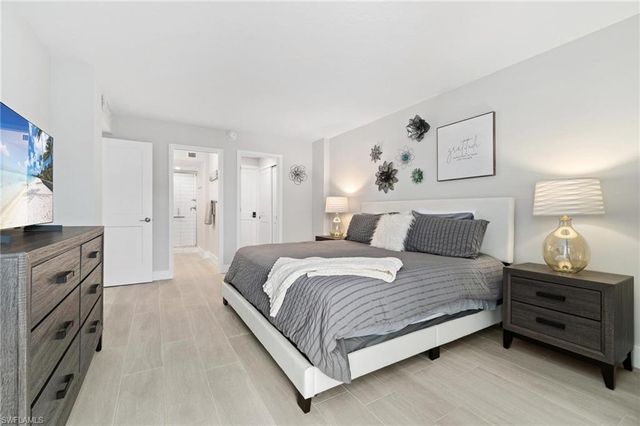 380 Seaview CT # 1209, Marco Island, FL 34145