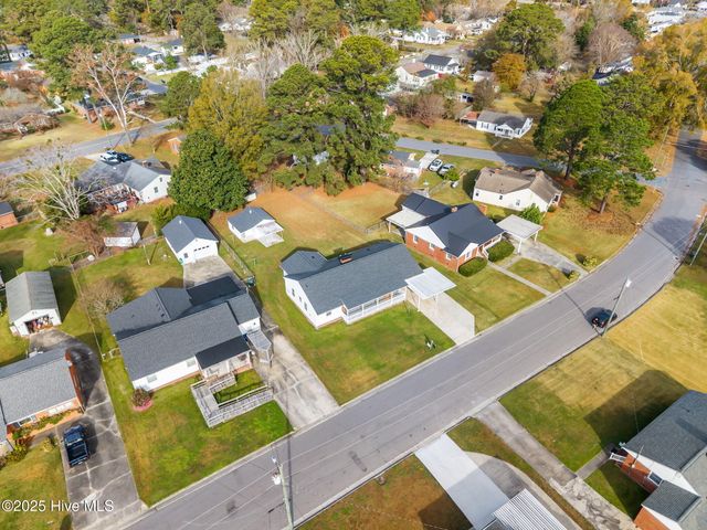 4214 Park Avenue, Ayden, NC 28513