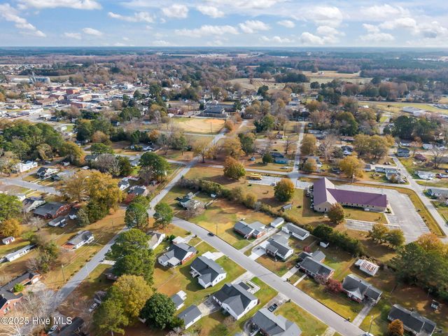 4214 Park Avenue, Ayden, NC 28513