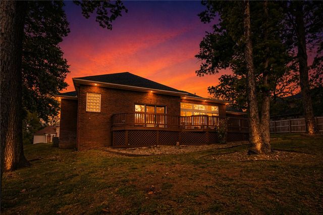 3 David Drive, Bentonville, AR 72712