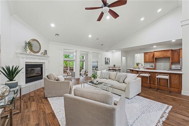 3 David Drive, Bentonville, AR 72712