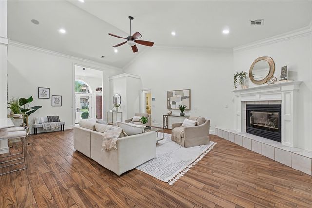 3 David Drive, Bentonville, AR 72712