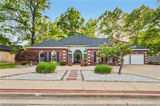 3 David Drive, Bentonville, AR 72712