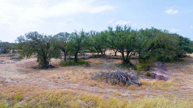 11865 W Ranch Road 152, Llano, TX 78643