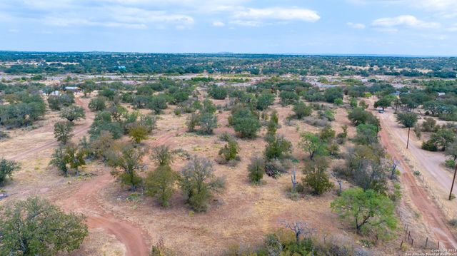 11865 W Ranch Road 152, Llano, TX 78643