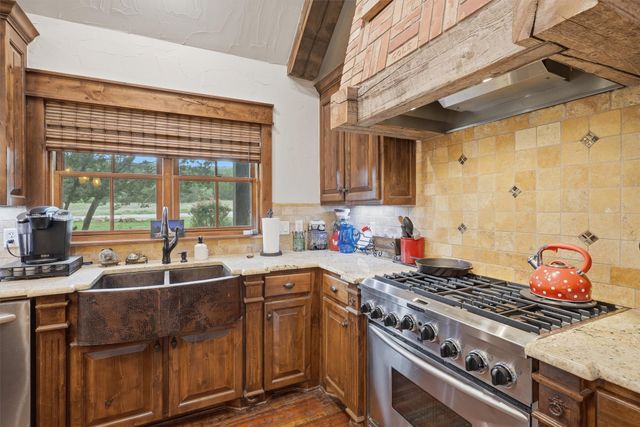 1170 Waterfall Way, Graford, TX 76449