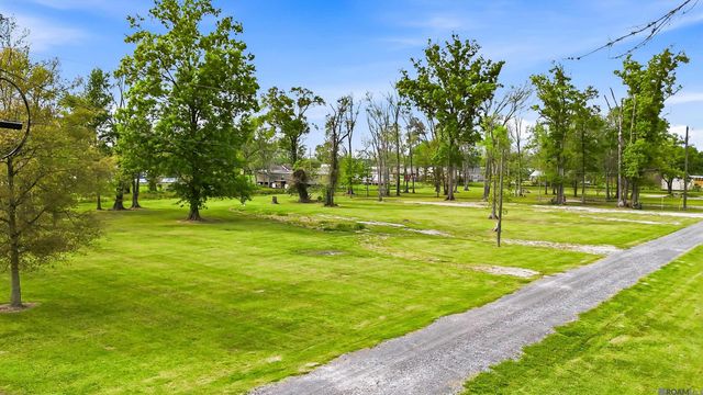 7061 Panama Manor Drive, Gonzales, LA 70737