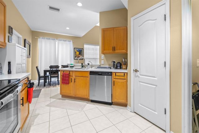 20047 HERITAGE POINT DRIVE, Tampa, FL 33647