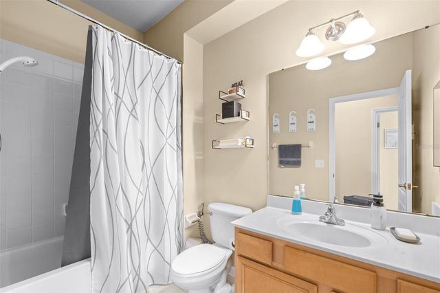 20047 HERITAGE POINT DRIVE, Tampa, FL 33647