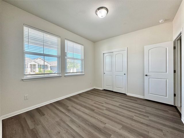 320 E La Escalera DR, Leander, TX 78641