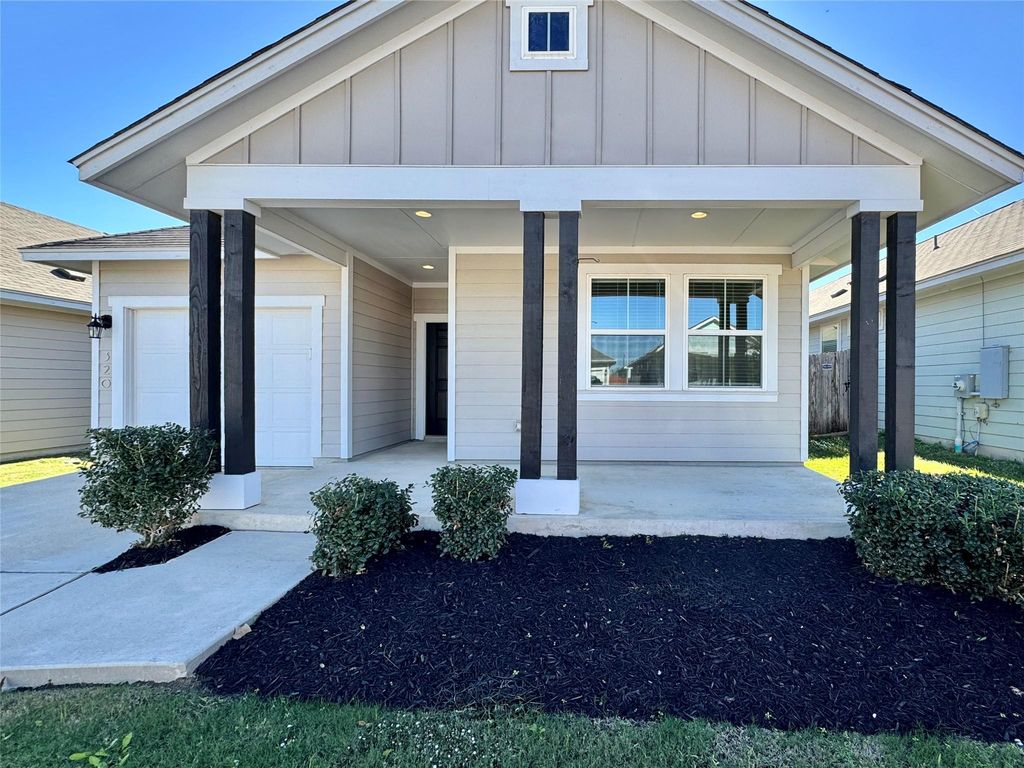 320 E La Escalera DR, Leander, TX 78641