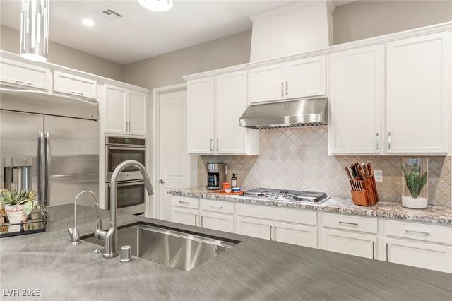 11394 Villa Bellagio Drive, Las Vegas, NV 89141