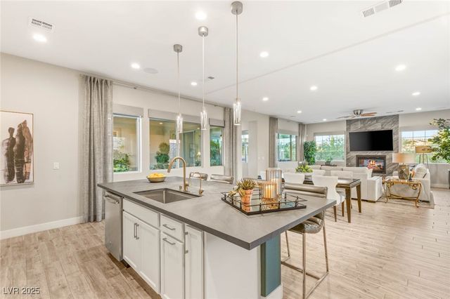 11394 Villa Bellagio Drive, Las Vegas, NV 89141