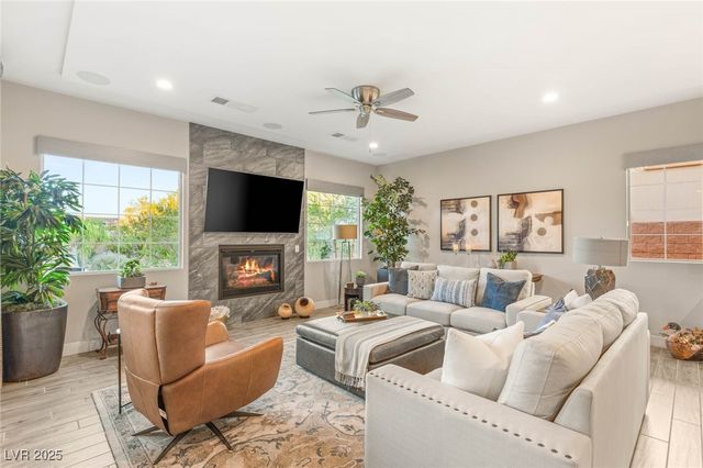 11394 Villa Bellagio Drive, Las Vegas, NV 89141