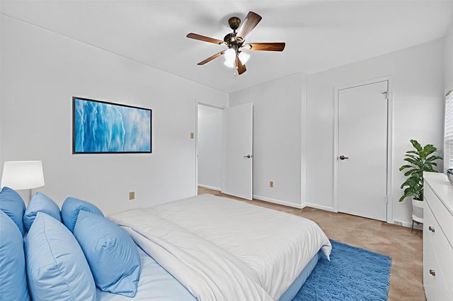 202 Laura Lane, Conroe, TX 77385