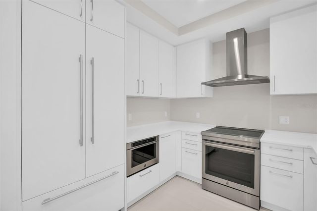 275 1ST AVENUE S 1104, St Petersburg, FL 33701