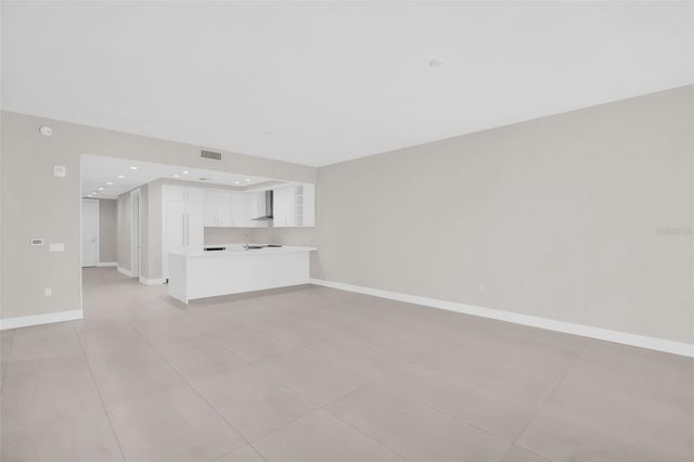 275 1ST AVENUE S 1104, St Petersburg, FL 33701